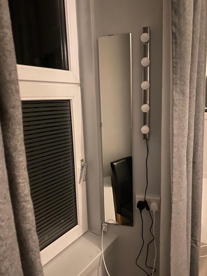 Mccoinnich Rooms Данди Экстерьер фото