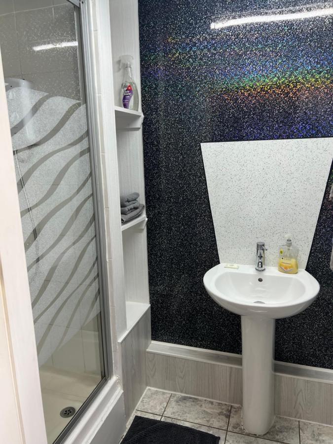Mccoinnich Rooms Данди Экстерьер фото